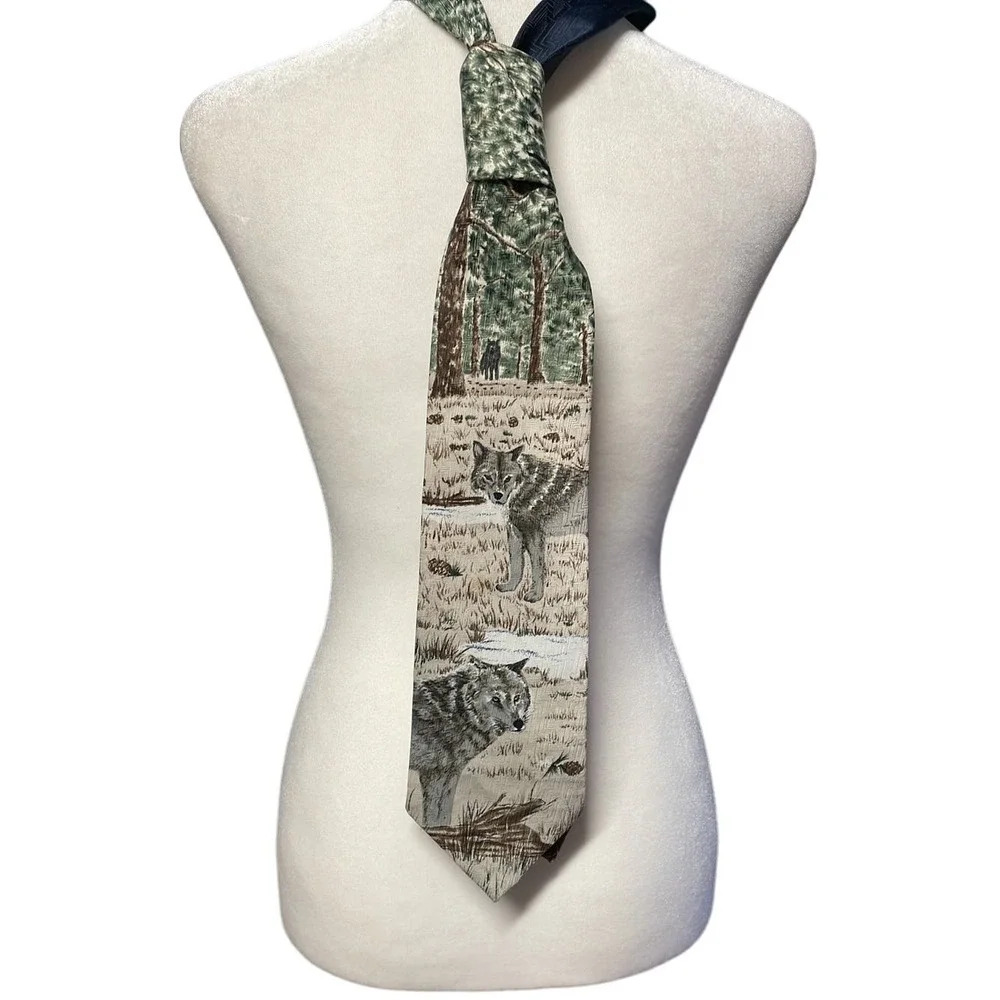 Animal Tracks1995  Watchful Wolves‎ Men's Tie